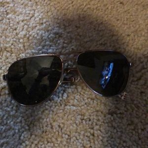 Vera Bradley aviator sunglasses